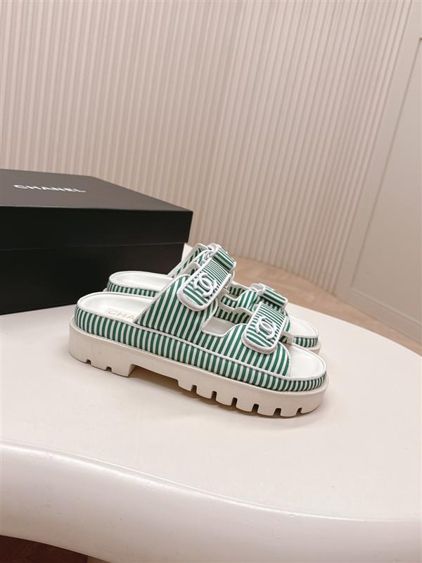 20251128184436714 280